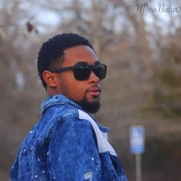 Meet your Posher, Michael - Picture 1 of 1